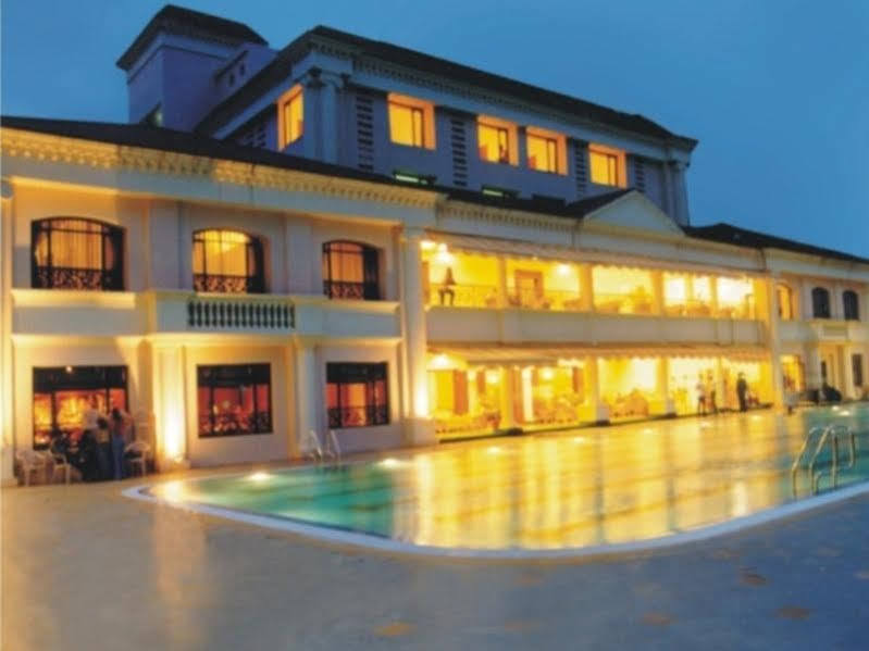 The Classique Club Mumbai Kültér fotó