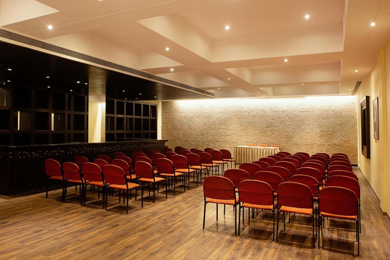 The Classique Club Mumbai Kültér fotó
